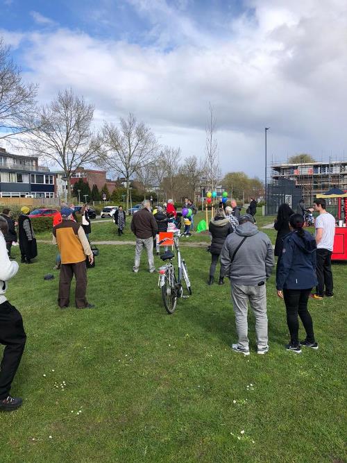 Onthulling boom mensen